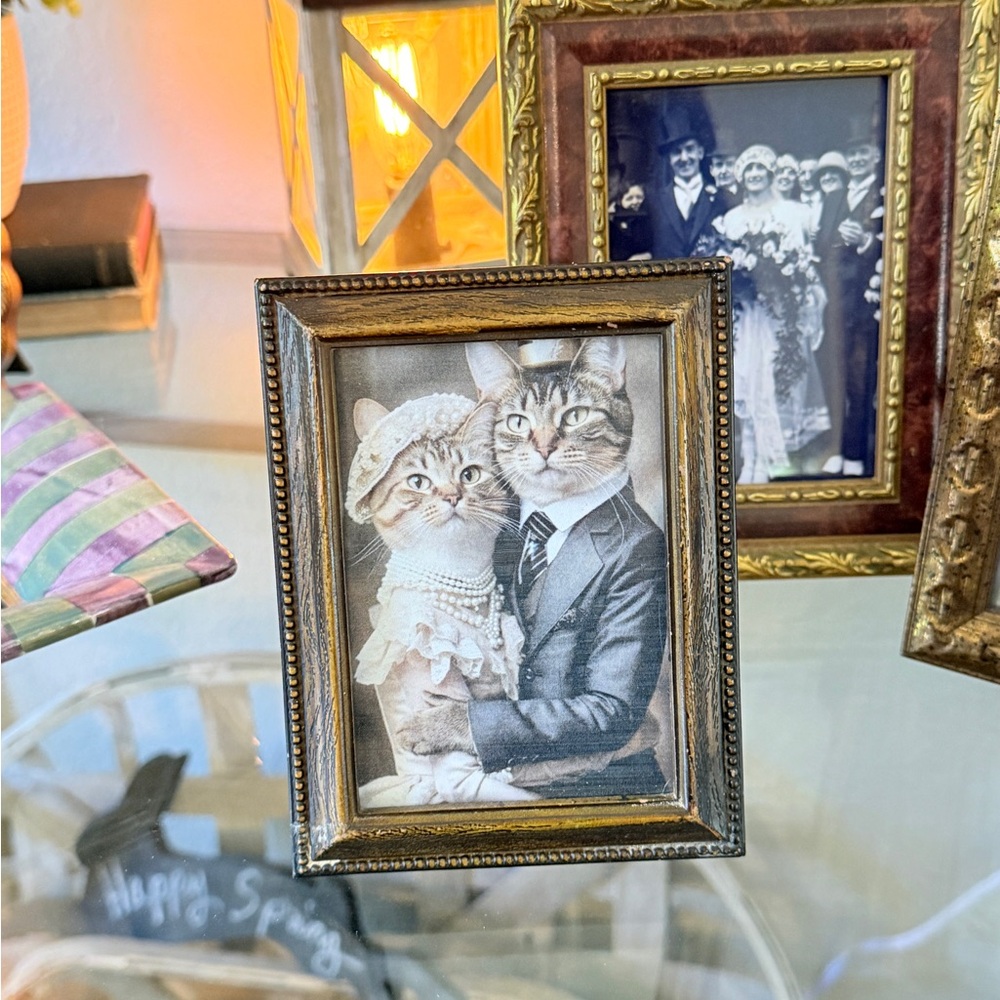 Vintage Gold and Bronze Ornate Picture Frame Set - Three Decorative Frames - Picture 11 of 16